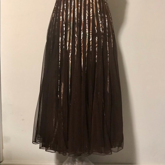 Stunning Cache Midi Dress - Picture 4 of 15